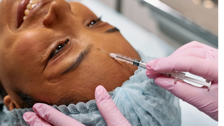 Justiça invalida resolução que previa harmonização orofacial na Odontologia