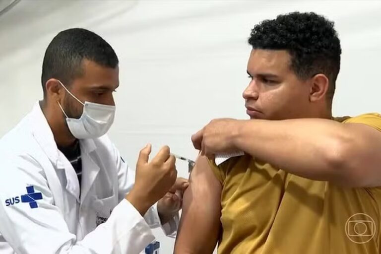 Mobilização em SP realiza Dia D de vacinação com foco na prevenção do sarampo