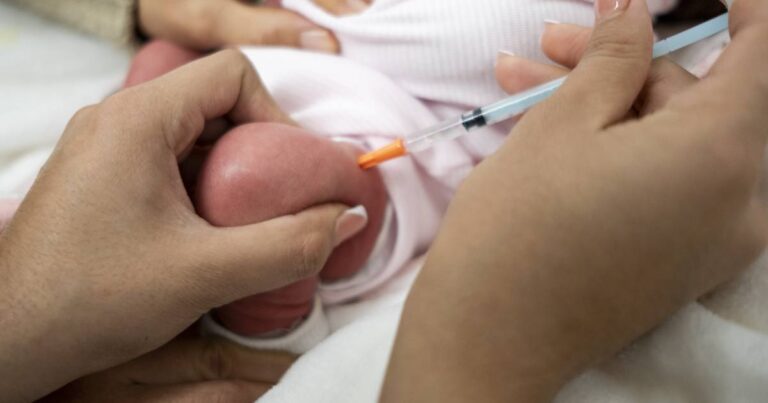 Anvisa libera vacina contra meningite para bebês a partir de seis semanas de vida