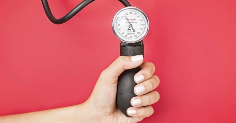 Pesquisa nacional destaca benefício de medicamento combinado no controle da hipertensão feminina