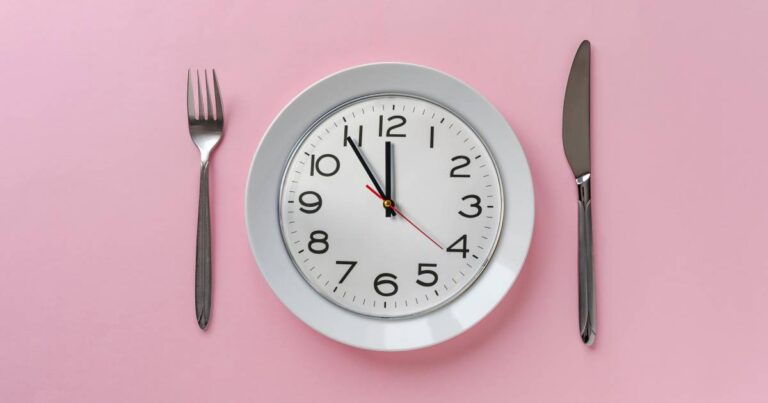 A popularidade da dieta com limite de horário nas redes sociais